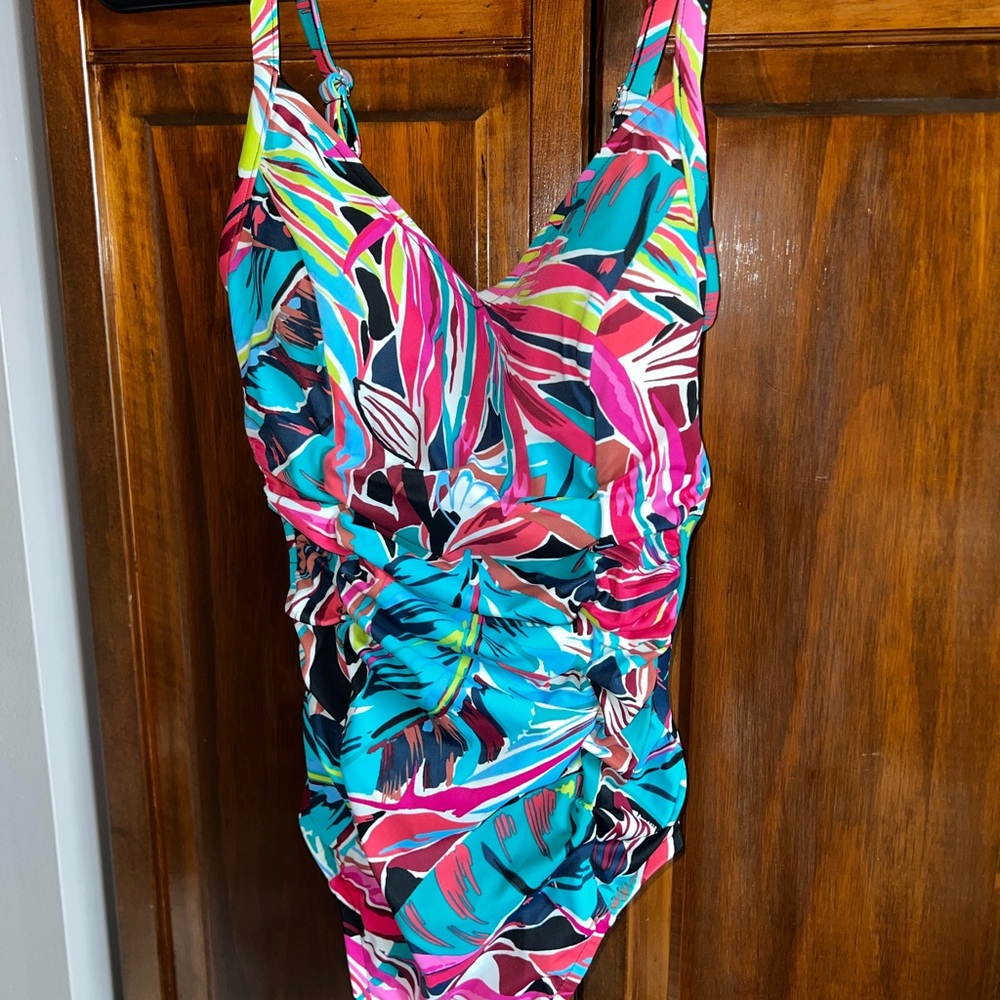 Colorful women’s One Piece Swimsuit